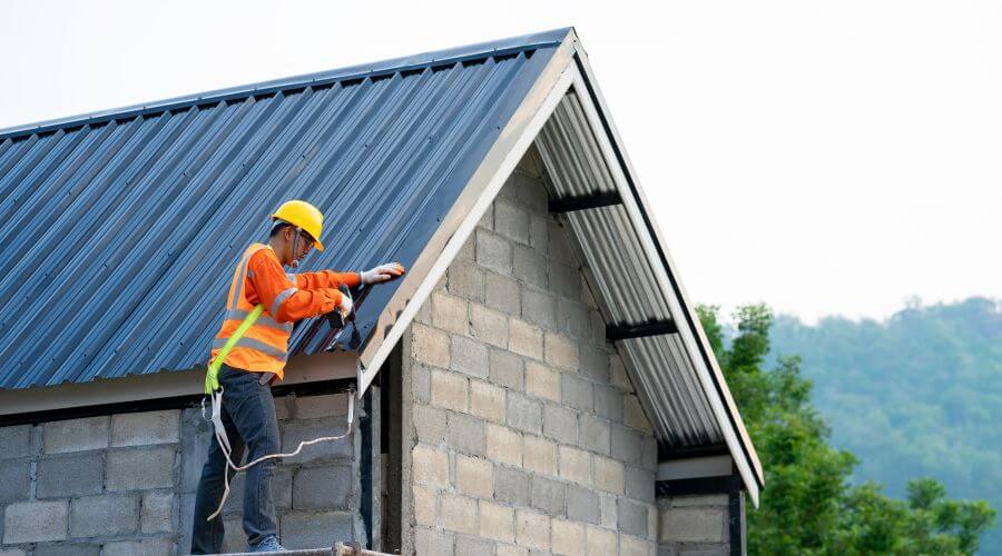 Professional residential roofers in Apple Springs, TX